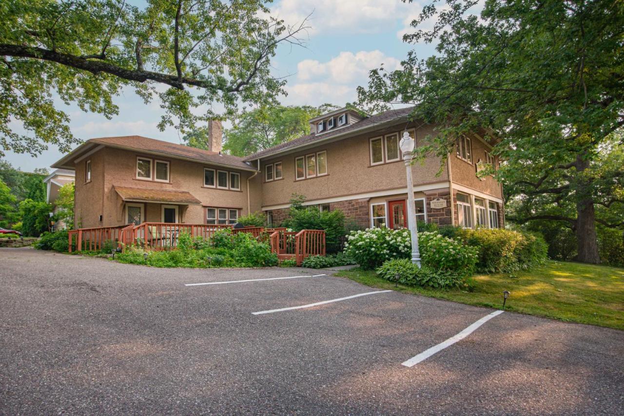 White Rose Inns & Motel Wisconsin Dells Exterior photo